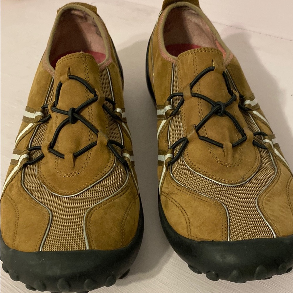 Women’s activewear Brown Casual Shoes